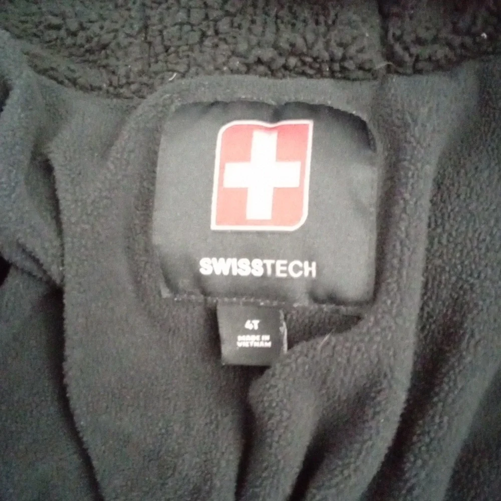 SwissTech Kids Black Hooded Puffer Jacket Coat Warm Winter Size 4T